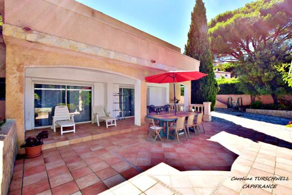 CAVALAIRE SUR MER (83) - PROPRIETE UNE MAISON DE 205 M² (EN 2 APPARTEMENTS) + T2 DE 33 M² - PISCINE AU SEL - TERRAIN DE 1500 M² CLOS ET PAYSAGE -