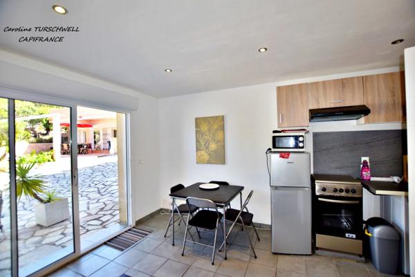 CAVALAIRE SUR MER (83) - PROPRIETE UNE MAISON DE 205 M² (EN 2 APPARTEMENTS) + T2 DE 33 M² - PISCINE AU SEL - TERRAIN DE 1500 M² CLOS ET PAYSAGE -