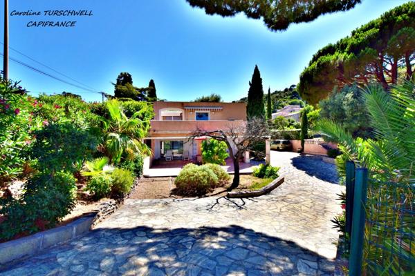 CAVALAIRE SUR MER (83) - PROPRIETE UNE MAISON DE 205 M² (EN 2 APPARTEMENTS) + T2 DE 33 M² - PISCINE AU SEL - TERRAIN DE 1500 M² CLOS ET PAYSAGE -