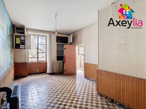 Vindecy (71110) A VENDRE - VINDECY - MAISON DE BOURG AVEC DEPENDANCES ET TERRAIN