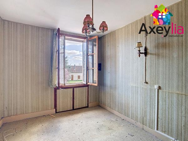 Vindecy (71110) A VENDRE - VINDECY - MAISON DE BOURG AVEC DEPENDANCES ET TERRAIN