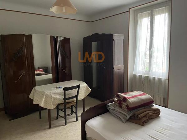 Maison spacieuse à Cransac avec 6 chambres