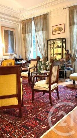 Appartement F5 à vendre  5 pièces - 178,58 m2 PARIS - 75008