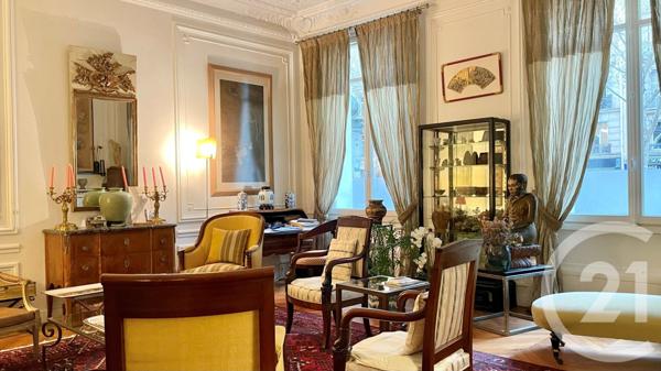 Appartement F5 à vendre  5 pièces - 178,58 m2 PARIS - 75008