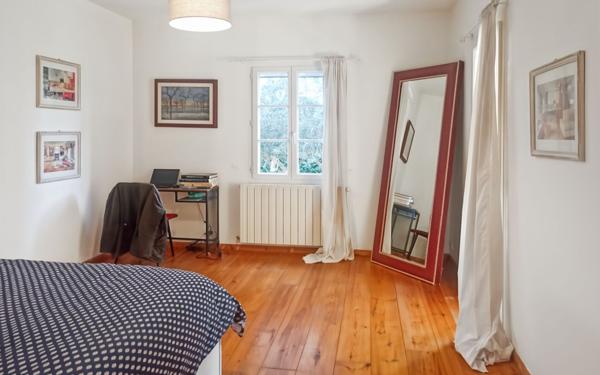 Maison à vendre    4 pièces •  Uzès