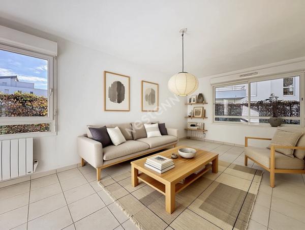 Orvault Haute Vallée / Mulonnière : En vente ! T2 au calme dans résidence récente et sécurisée, parking privé ! Commerces de proximité et C2.