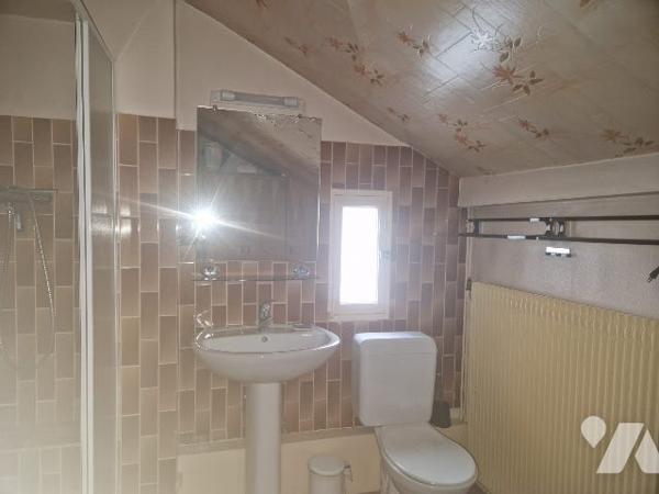 NEUVILLE SUR SAONE (69250)