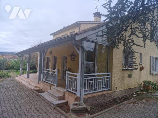 NEUVILLE SUR SAONE (69250)