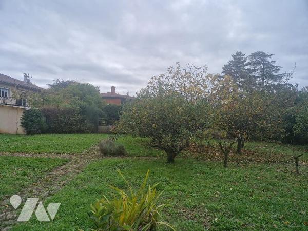 NEUVILLE SUR SAONE (69250)