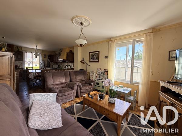 Maison à vendre 9 pièces 182 m² Ducey-Les Chéris
