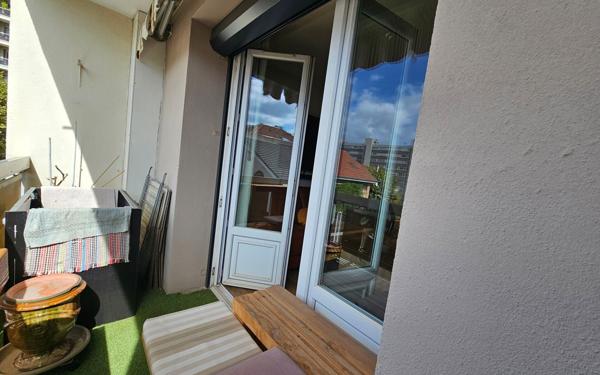 Appartement à vendre    3 pièces • 54,85 m2 Saint-Étienne