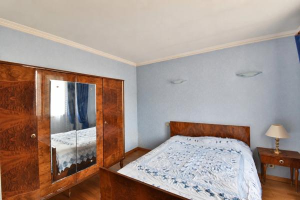 Maison à vendre 4 pièces 2 chambres au RDC -Sous-sol total à Morsang sur Orge - Terrain 368m²