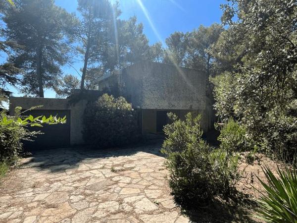 Maison 6 pièces T6 F6 165.1 m² à Clapiers 70 RUE DU PERDIGAL 34830 à louer