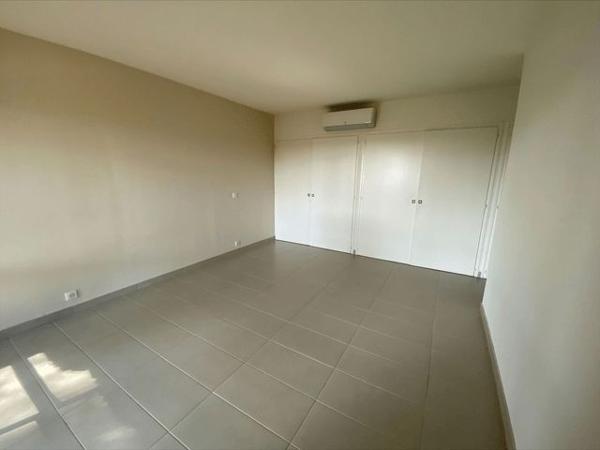 Maison 6 pièces T6 F6 165.1 m² à Clapiers 70 RUE DU PERDIGAL 34830 à louer