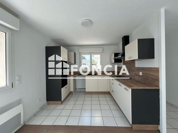 Location Maison 4 pièces 83 m² - 3 IMPASSE DES VALLONS FLEURIS Pujols 47300