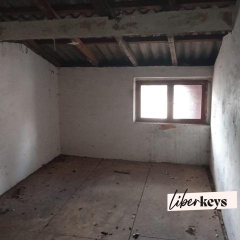 Maison de ville de 158m2 au sol à rénover entièrement