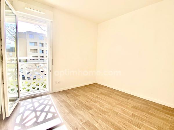 Appartement T3 ultra lumineux - Grand balcon - Garage fermé - Place de stationnement privative