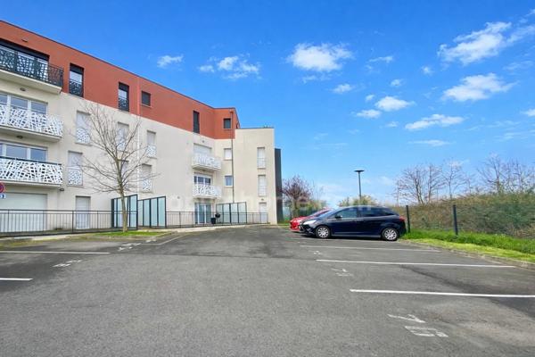 Appartement T3 ultra lumineux - Grand balcon - Garage fermé - Place de stationnement privative