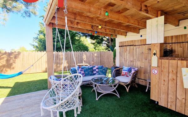 Maison à vendre    7 pièces •  Saint-Agnant