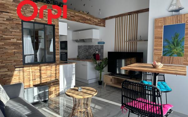 Maison à vendre    7 pièces •  Saint-Agnant