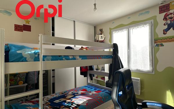 Maison à vendre    7 pièces •  Saint-Agnant