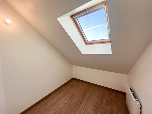 À louer ? Magnifique appartement T2 bis secteur St Pierre (1 chambre + 1 bureau), logement neuf)