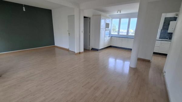 Appartement à Vendre 5 pièces SAINT QUENTIN (02), Quartier Remicourt