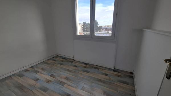 Appartement à Vendre 5 pièces SAINT QUENTIN (02), Quartier Remicourt