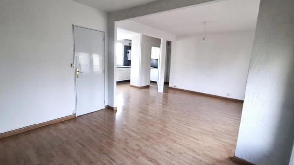 Appartement à Vendre 5 pièces SAINT QUENTIN (02), Quartier Remicourt
