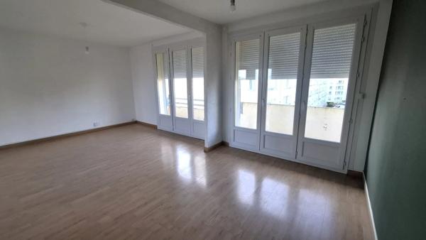 Appartement à Vendre 5 pièces SAINT QUENTIN (02), Quartier Remicourt