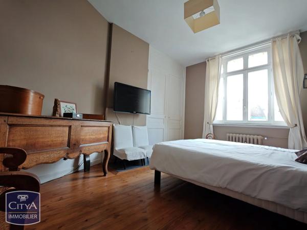 Maison à vendre 11 pièces 227m² Arras (62000)