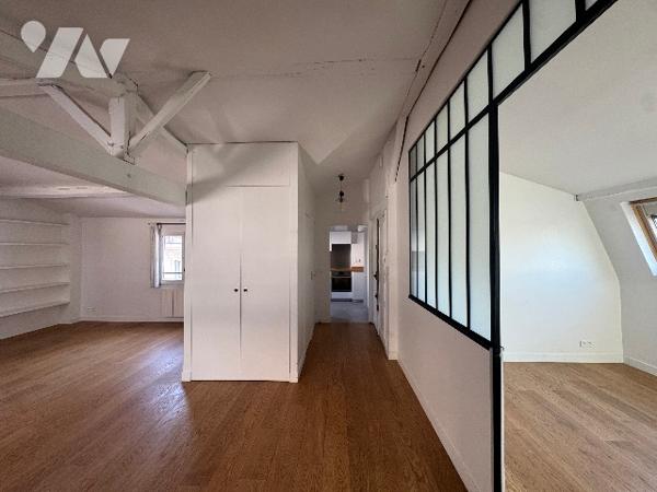 Paris 8 – T3 dernier étage avec ascenseur– Rue de Greffulhe