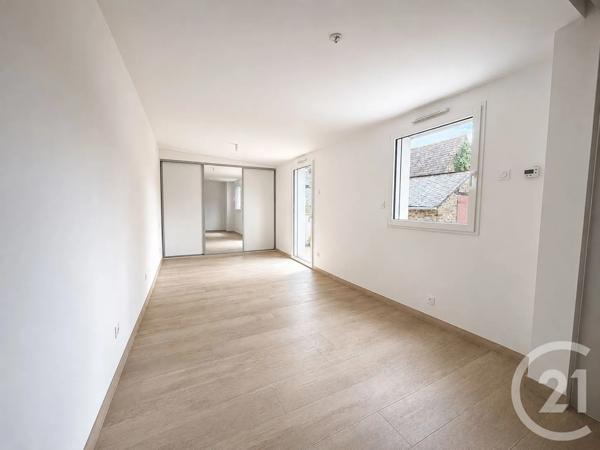 Maison à vendre  4 pièces - 114,32 m 2   CHATEAUBRIANT  - 44