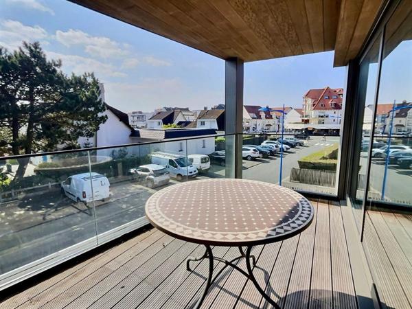 Centre station, plage à pied, T3 lumineux 83m2, terrasse sud, garage, pkg