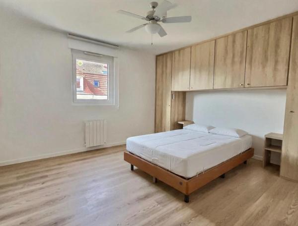 Centre station, plage à pied, T3 lumineux 83m2, terrasse sud, garage, pkg
