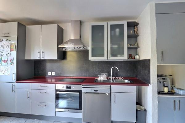 EN EXCLUSIVITE  Appartement  4 pièce(s) PROCHE TRAM ET COMMERCE