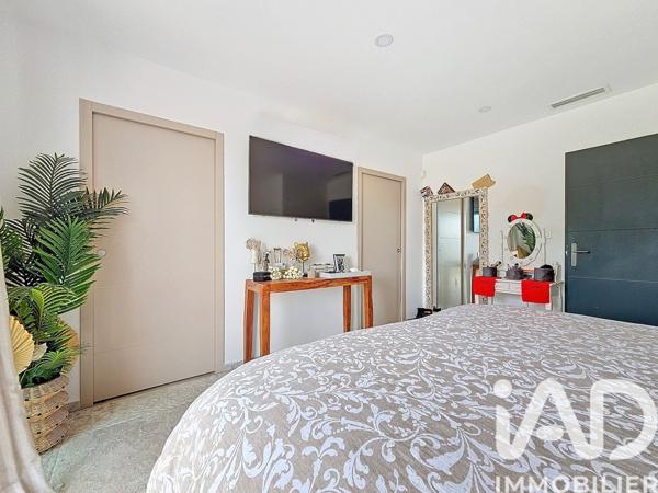 Maison à vendre 5 pièces 143 m² Piolenc