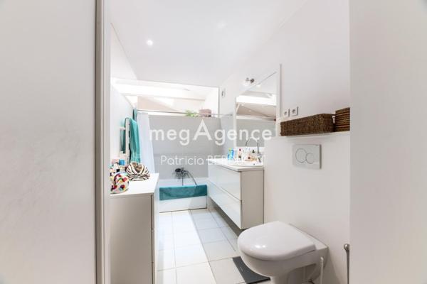 Appartement à PARIS 20E ARRONDISSEMENT, 75020 - 3 pièces 72m²