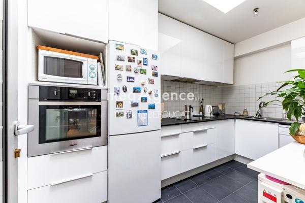 Appartement à PARIS 20E ARRONDISSEMENT, 75020 - 3 pièces 72m²