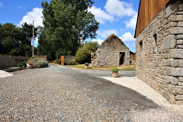 longère en pierre 108m²