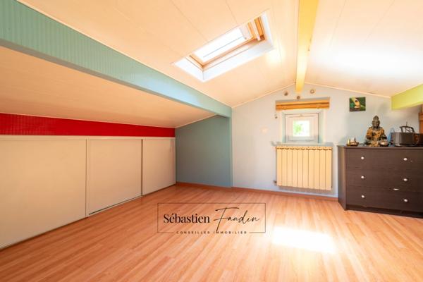 Dpt Bouches du Rhône (13) à vendre LA VALENTINE maison P5 de 162 m² - Terrain de 899 m² - Piscine - Climatisée - Garage - Carport