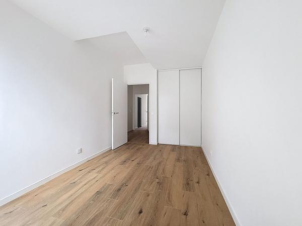 Appartement neuf 4 pièces à vendre à Nanterre - 92 m² avec terrasse et parking 495 000 € **  - Référence  13952