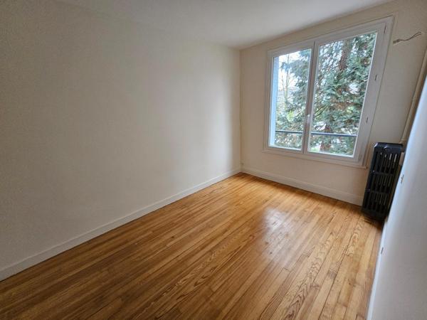 Immeuble 315 m² Vichy proche gare et école kiné