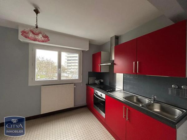 Appartement à louer 3 pièces 67.2m² Bourges (18000)