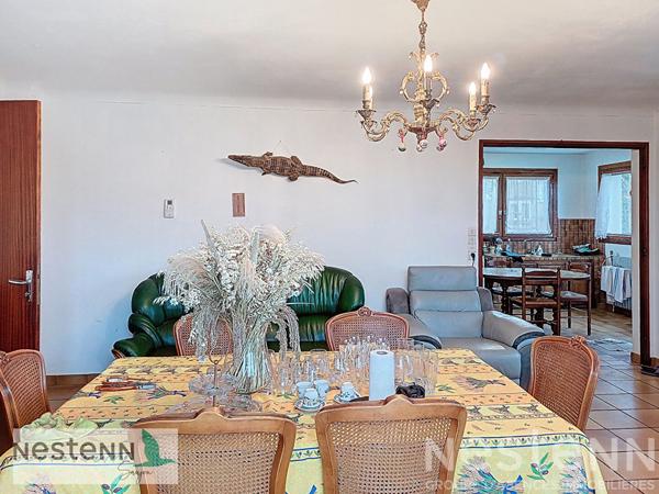 Maison à vendre à Saujon,près du centre ville,5 pièces, 4 chambres, garage fermé