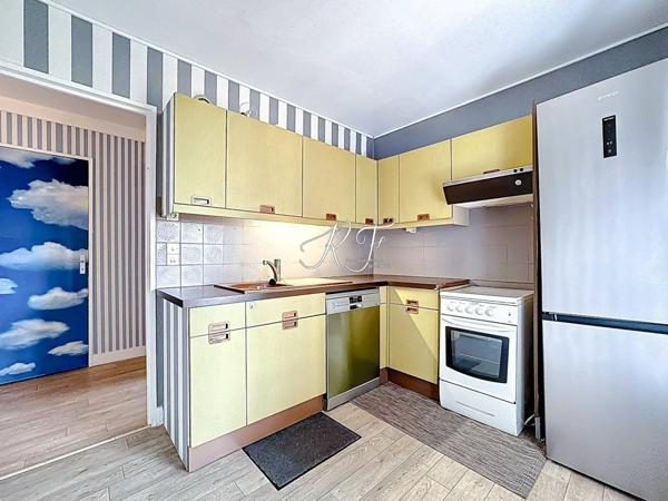 appartement lumineux avec véranda et climatisation