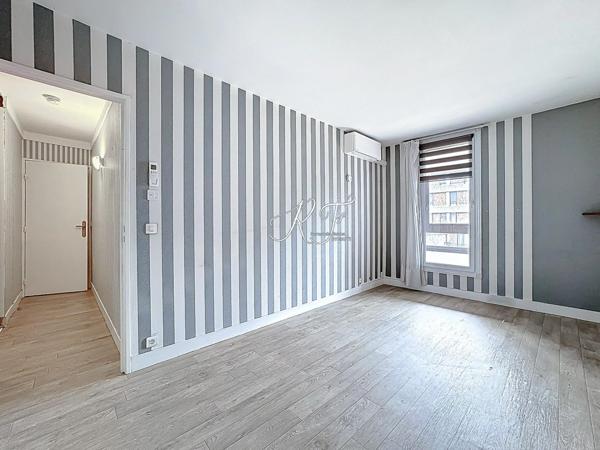 appartement lumineux avec véranda et climatisation