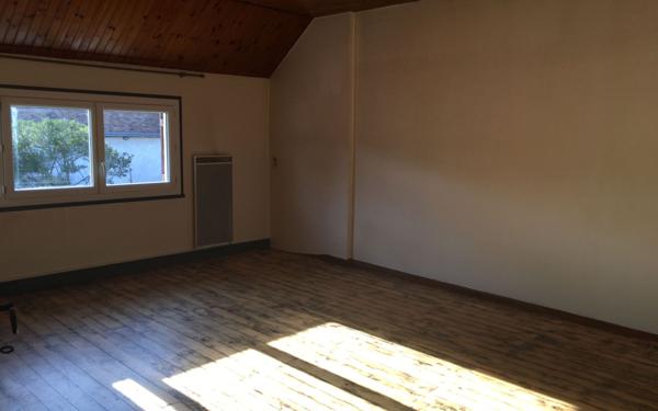 Appartement à louer    2 pièces •  Château-Renault