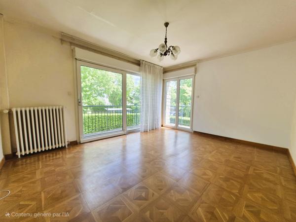 Vannes (56000) Maison 5 chambres Terrain constructible.