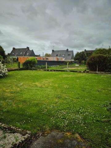 Vannes (56000) Maison 5 chambres Terrain constructible.